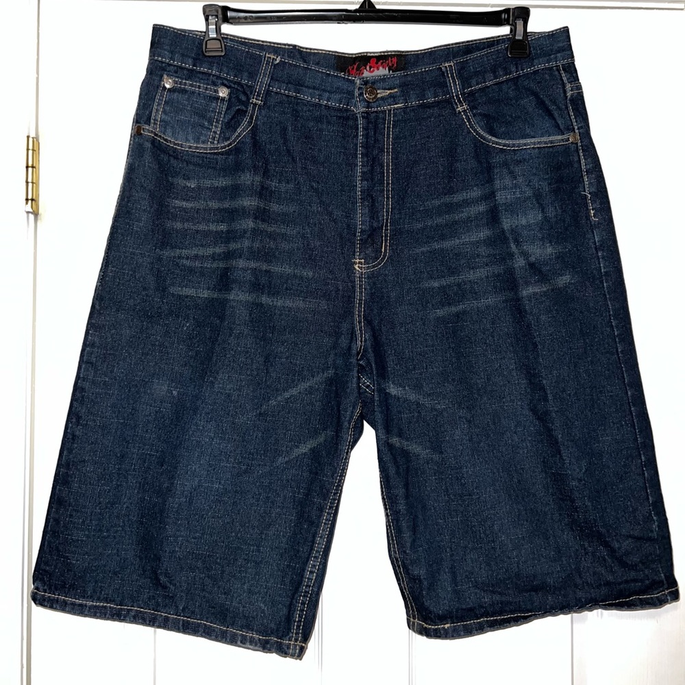Mens Haze Society Jean Shorts Size 40 Long. Little wear.